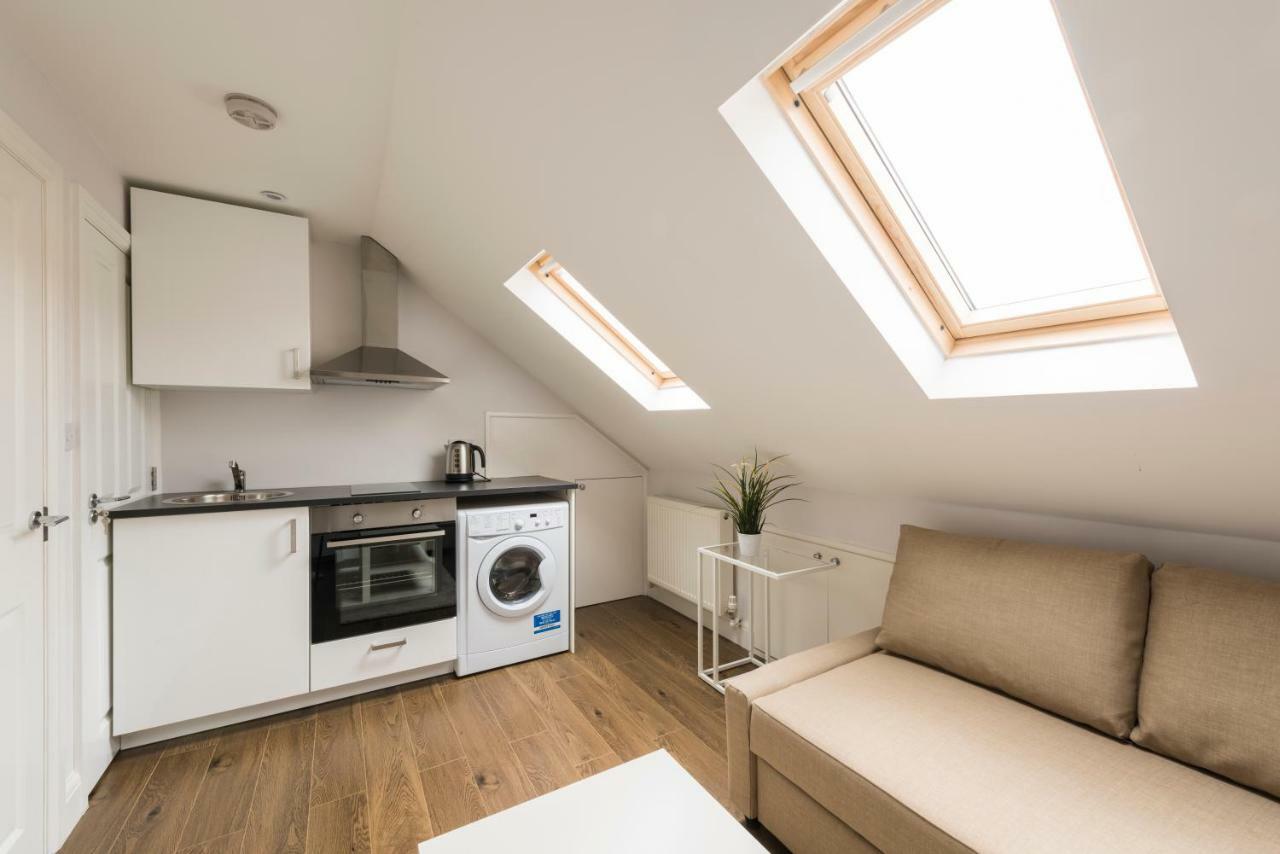 High End Apartment *