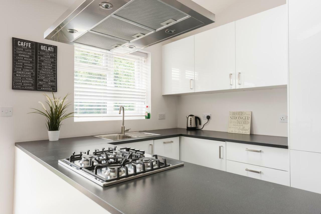 High End Apartment Hendon